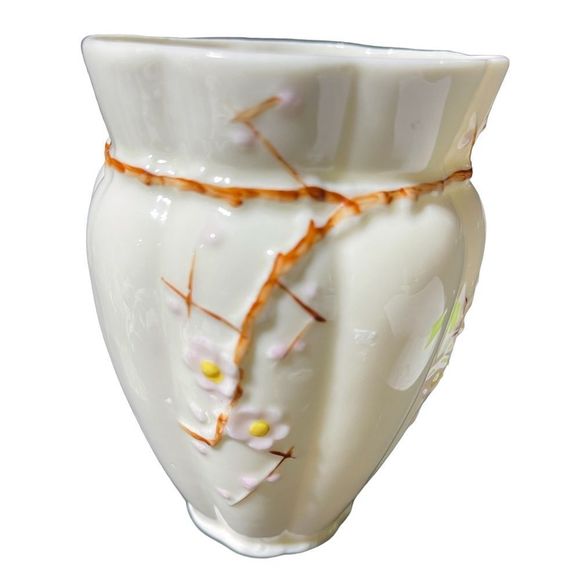 Vintage Belleek Pottery Thorn Vase Yellow 7th Gold/Brown Mark 1980-1992 - Picture 2 of 6